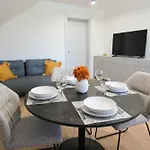 Apartma Eva *