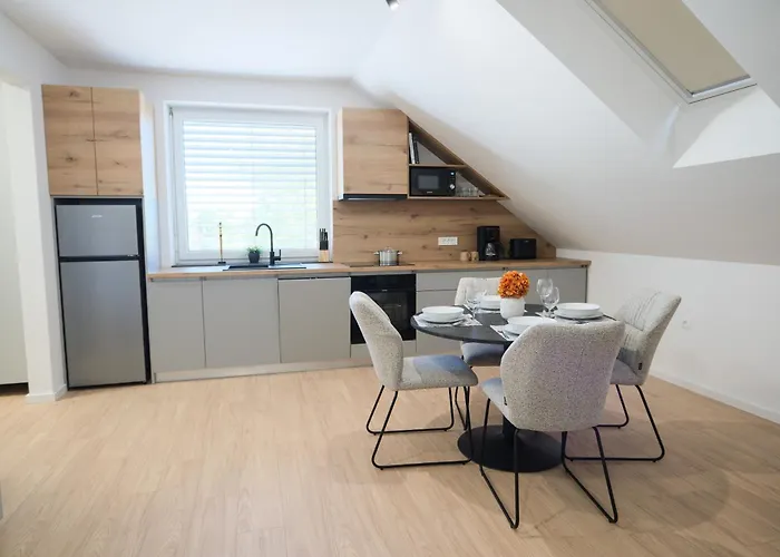 Apartma Eva Lejlighed